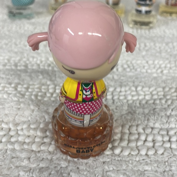 Set of 6 Harajuku Lovers fragance bottles - Picture 8 of 14
